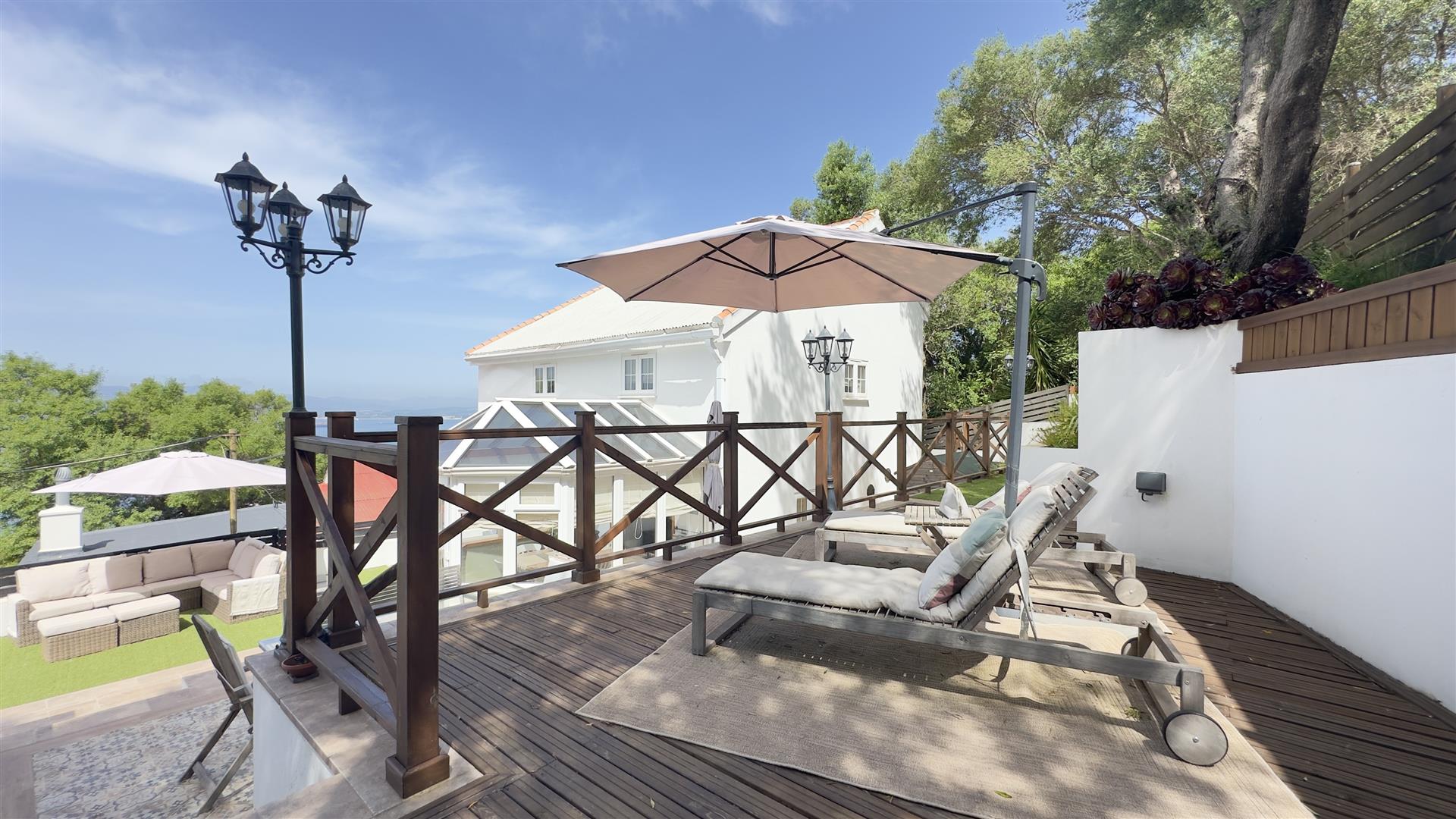 Image of House - 5 Bedrooms - 4 Bathrooms for Sale in Other South District-Gibraltar, Image 22